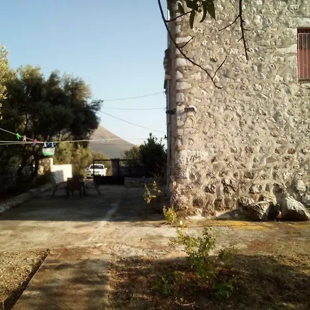Апартаменты Kanavaros Traditional Stone House *
